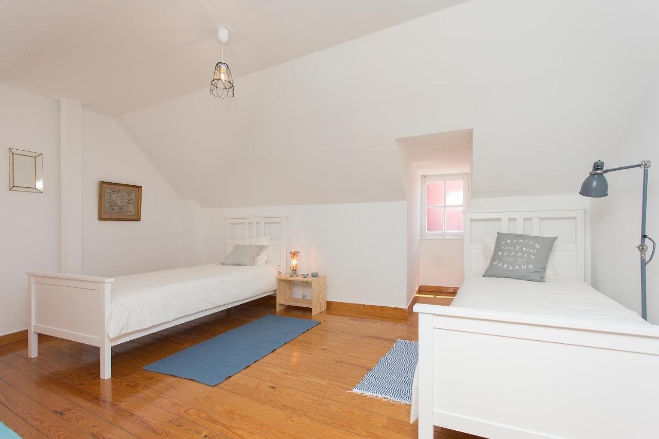 Spacious Alfama Duplex, By Timecooler Lisbon Exterior photo